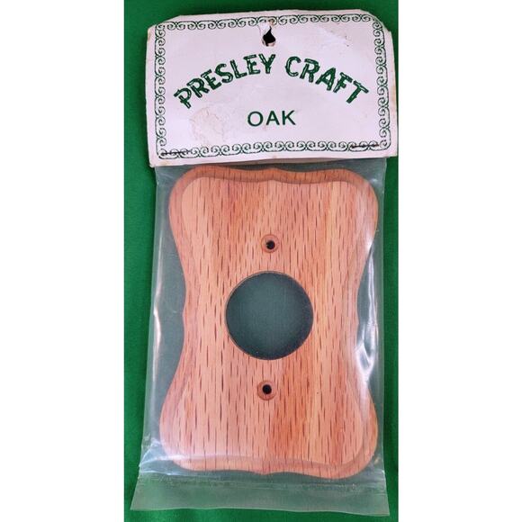 Presley Craft Unfinished Oak Wood Wall Plate Cover Single #87 USA - Picture 1 of 3